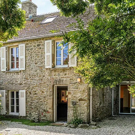 3 Bedroom Nice Home In St Germain Des Vaux Auderville Exterior photo