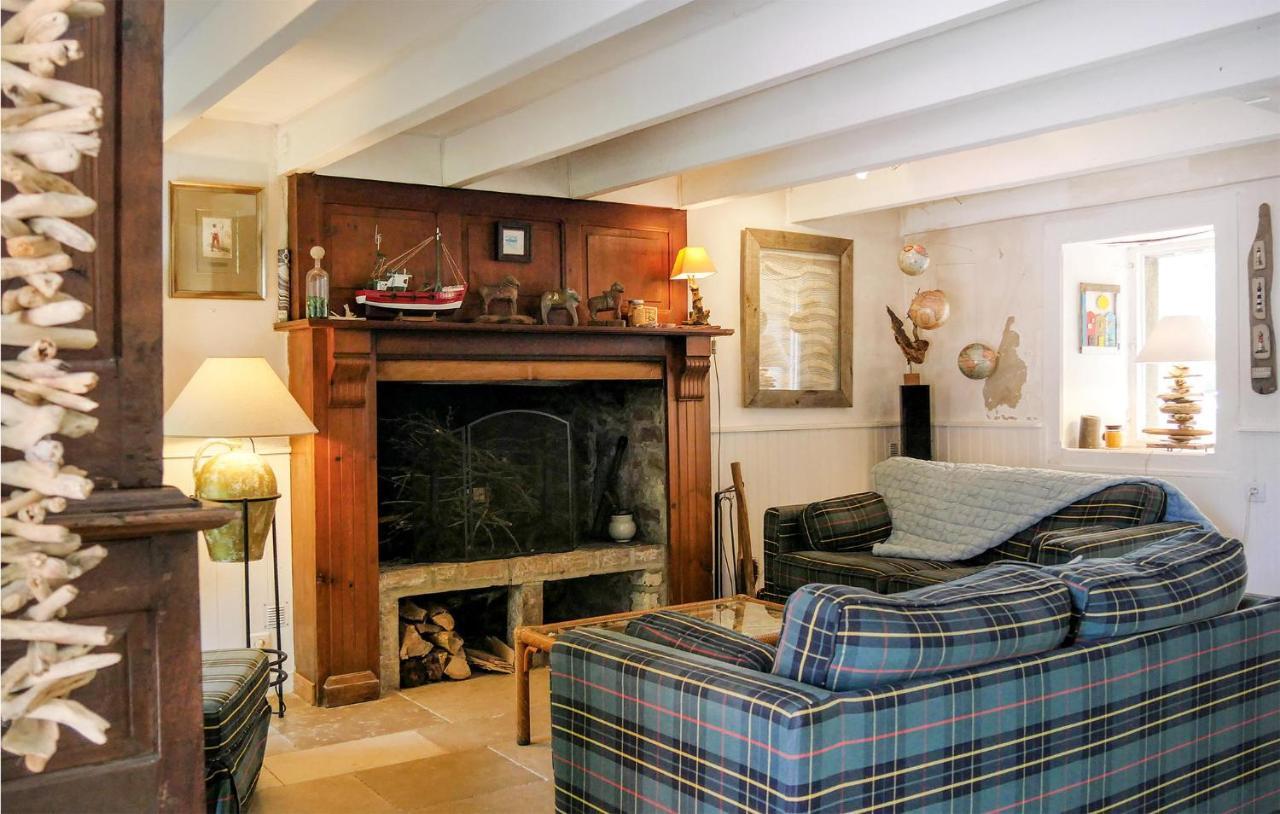 3 Bedroom In St Germain Des Vaux *